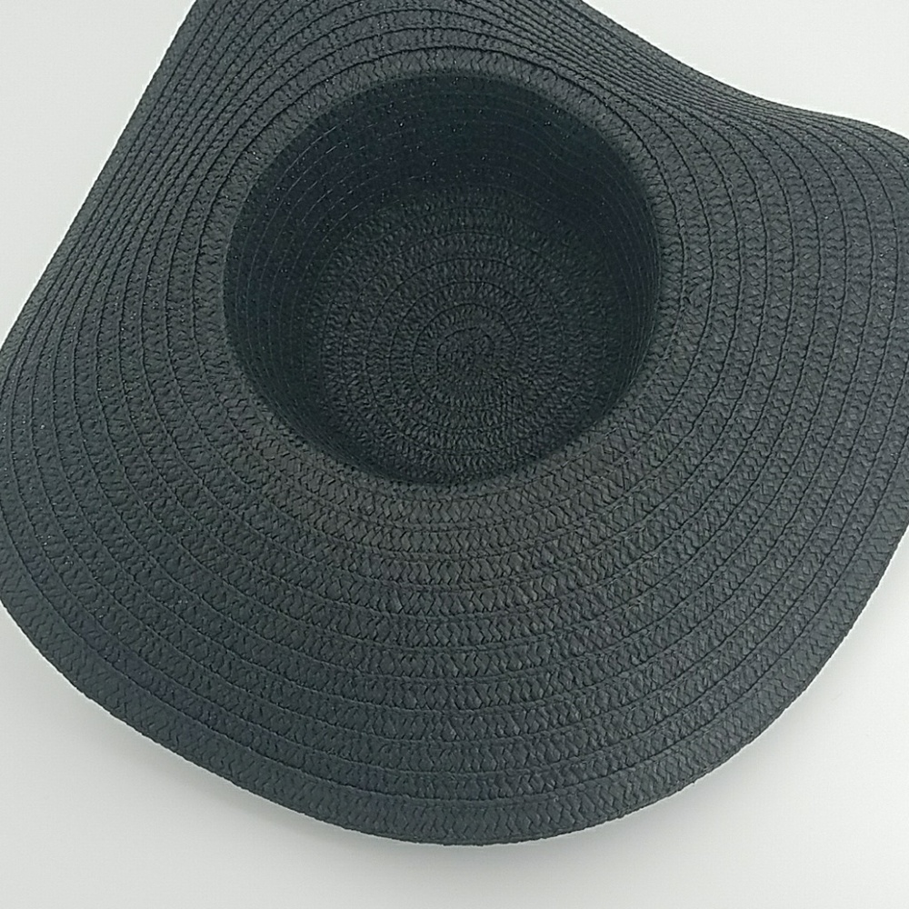Beach-Ready Floppy Sun Hat - Picture 2 of 8